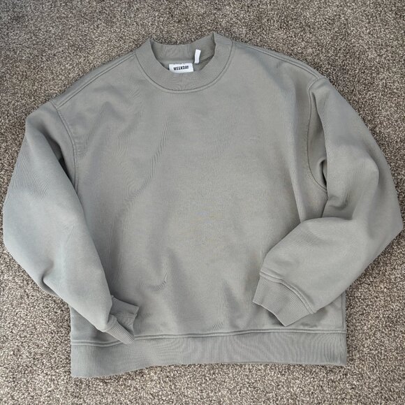 WEEKEND Boxy 100% Cotton Sweatshirt in a Medium Gray - Picture 3 of 6